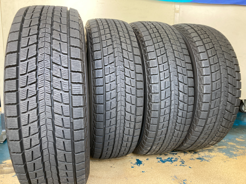235/60R18 DUNLOP WINTERMAXX SJ8 中古4本2018 ダンロップ 極上中古